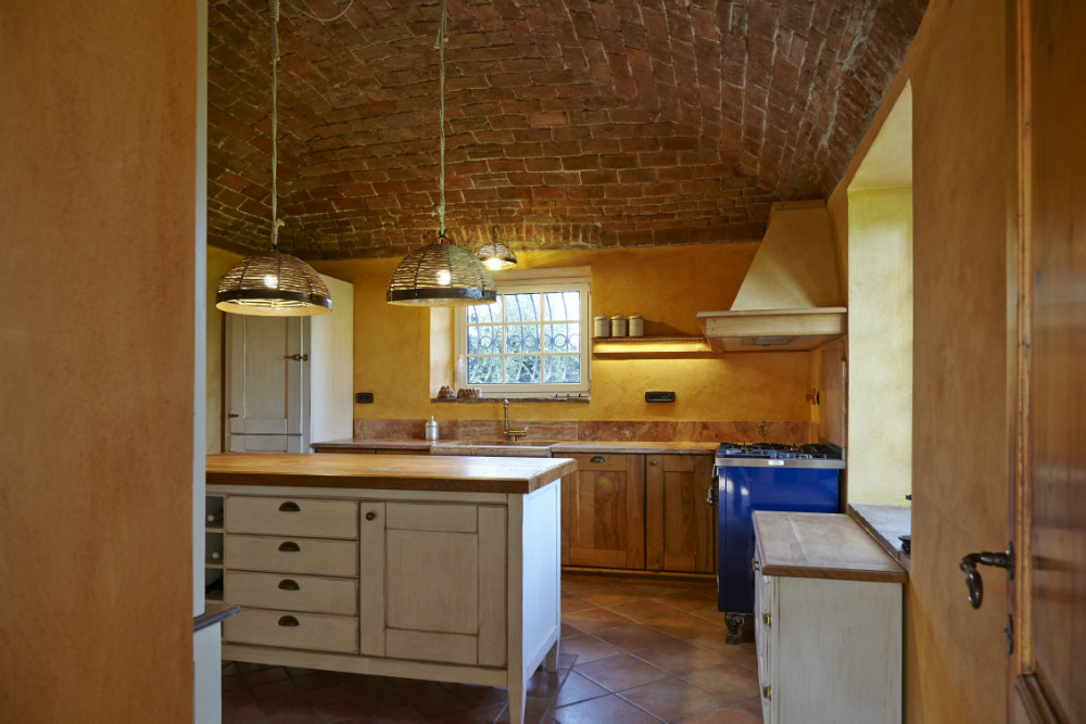 Cucina country-chic con isola